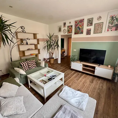 Grosse Maisonette Im Herzen Von * קמניץ