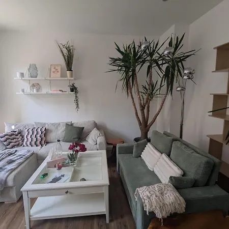 Grosse Maisonette Im Herzen Von *